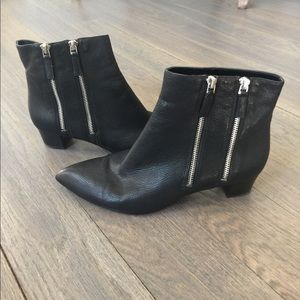 Nine West heeled Bootie